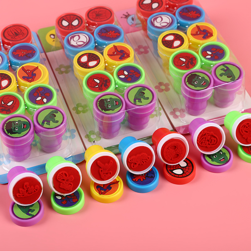 Spidey and His Amazing Stamps  - Cosplay Prop Filler のレビューと価格