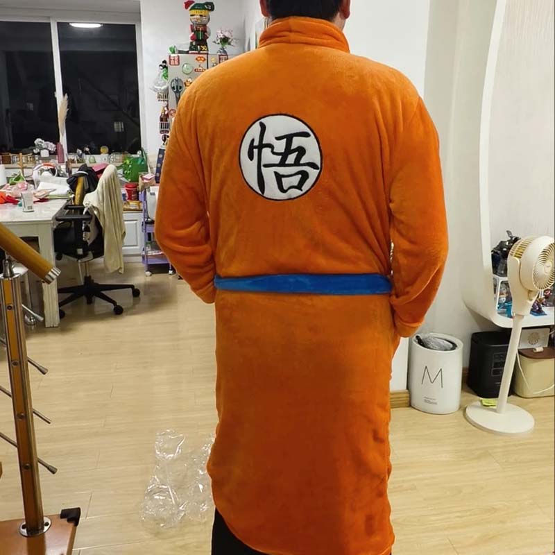 Dragon Ball Z Son Goku Bathrob - Cosplay Fireball Prop のレビューと価格